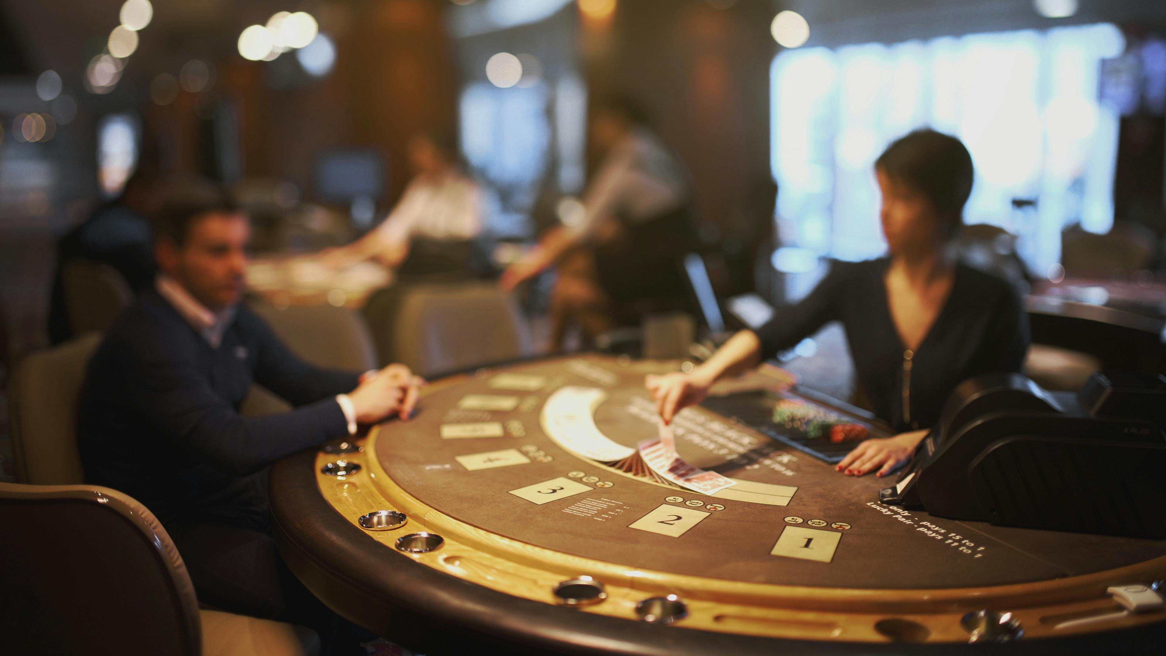 888 jackpot Slots ဂိမ်းများ MMK ဖြင့် ကစားနေသောမြင်ကွင်း